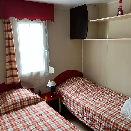 Mobil A Dans Camping